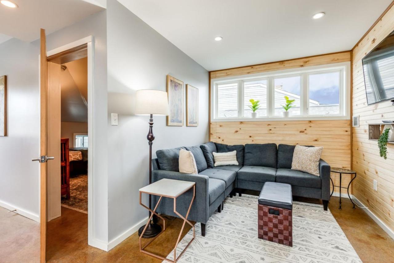 Walk Score 90!!-Historic Downtown District-2 Blocks To Famous Forsyth Park- Huge Private Patio-Private Parking Savannah Eksteriør bilde