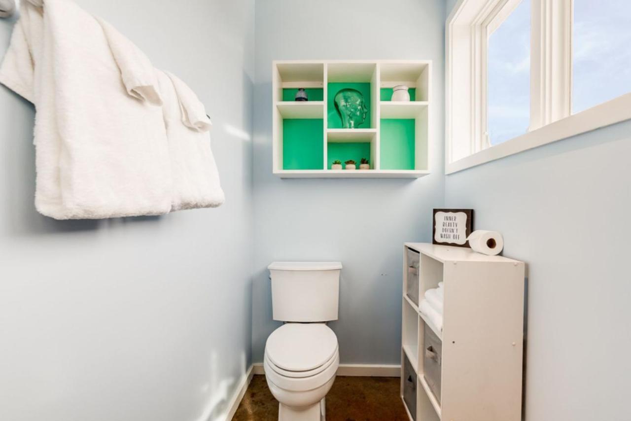 Walk Score 90!!-Historic Downtown District-2 Blocks To Famous Forsyth Park- Huge Private Patio-Private Parking Savannah Eksteriør bilde