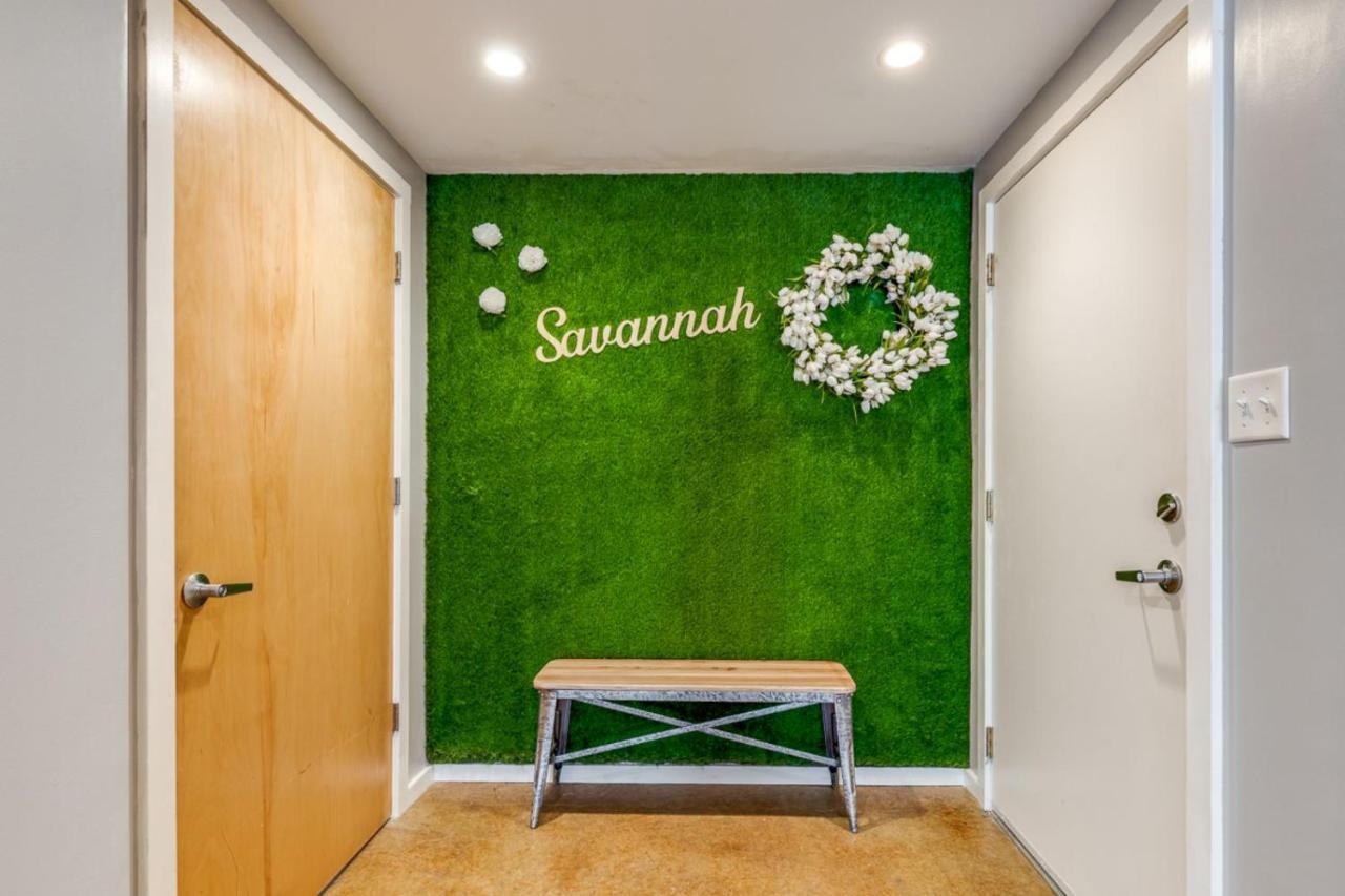 Walk Score 90!!-Historic Downtown District-2 Blocks To Famous Forsyth Park- Huge Private Patio-Private Parking Savannah Eksteriør bilde