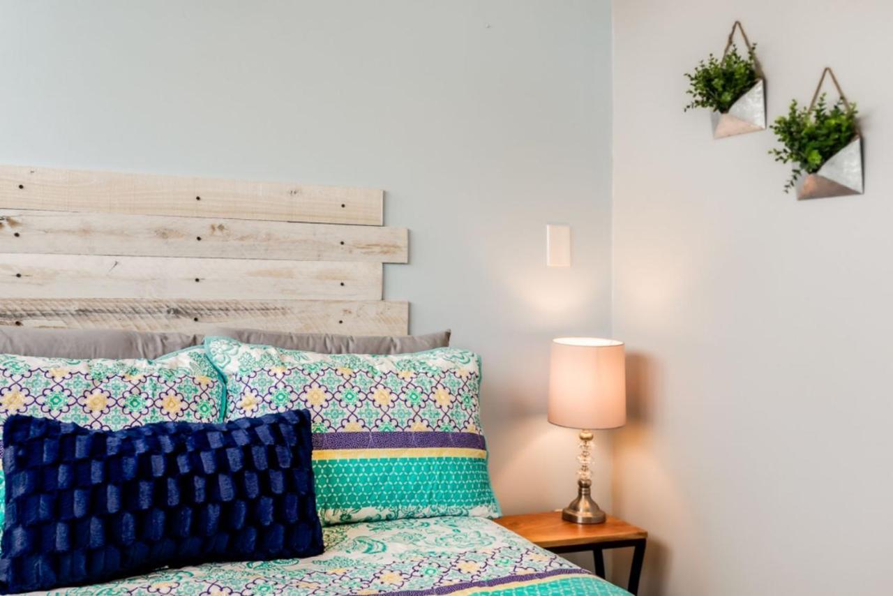 Walk Score 90!!-Historic Downtown District-2 Blocks To Famous Forsyth Park- Huge Private Patio-Private Parking Savannah Eksteriør bilde
